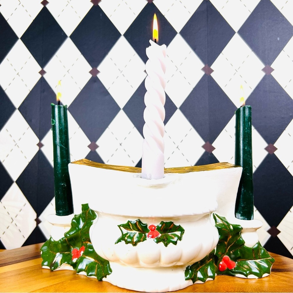 Elegant Christmas CandleHolder or Vase – Open Book Vintage| Ceramic - Picture 1 of 14